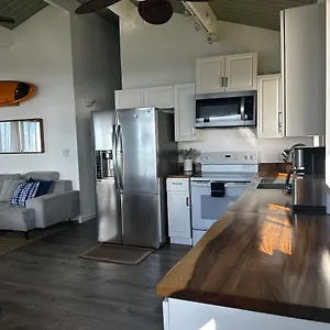 Amazing Ocean View! Holiday home Haleiwa