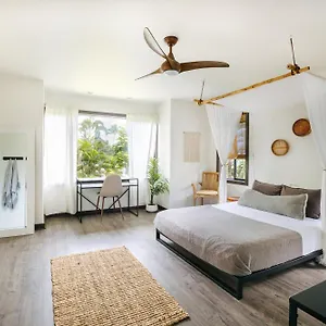 The Bamboo House Homestay Kailua-Kona
