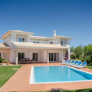 Montanha: Luxury Coastal Retreat With Pool, Near Da Villa Praia Da Luz